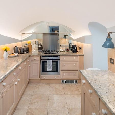 Ferienwohnung Cozy Flat With Patio In The Heart Of Pimlico London Exterior foto
